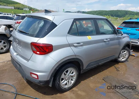 2022 Hyundai Venue Se z USA, uszkodzony, nr VIN KMHRB8A33NU197475